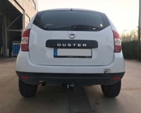 attelage col de cygne Dacia DUSTER